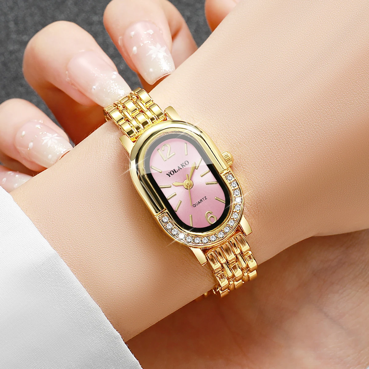 Luxe strass dames quartz horlo - Luxury Watch Display Case recensie en prijs