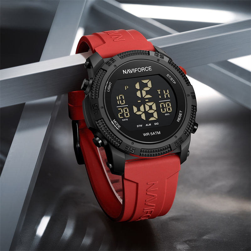 Naviforce 7104 Luxe herenmode  - Field Watch Military recensie en prijs