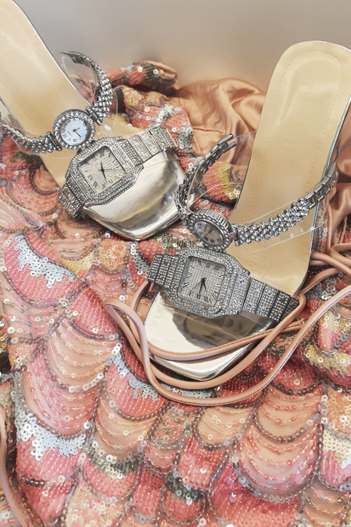Origineel ontwerp Kristallen h - Luxury Watch With Leather Strap recensie en prijs